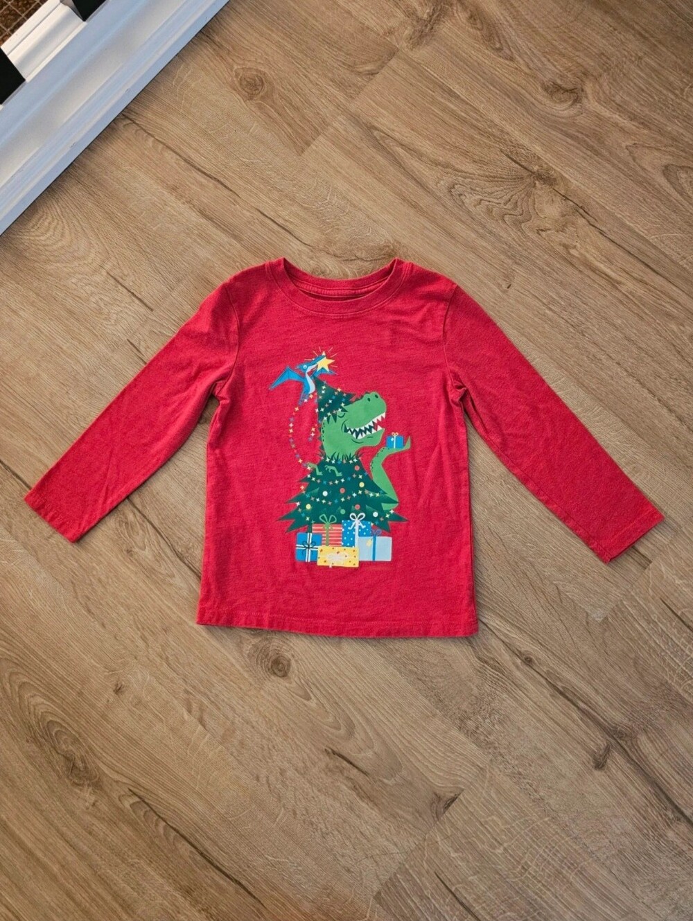 Cat & Jack Red Long-Sleeve Dino Christmas Tee 4T